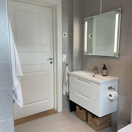 Elegant Boende, Rett Ved Brygga Lägenhet Tønsberg